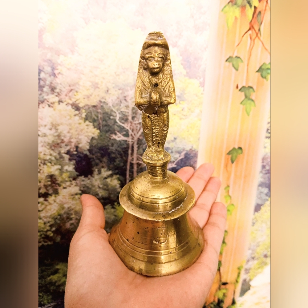 Vintage Brass Hanging Religious Hanuman figure Handcrafted Engraved Bell India 3 - Picture 7 of 10